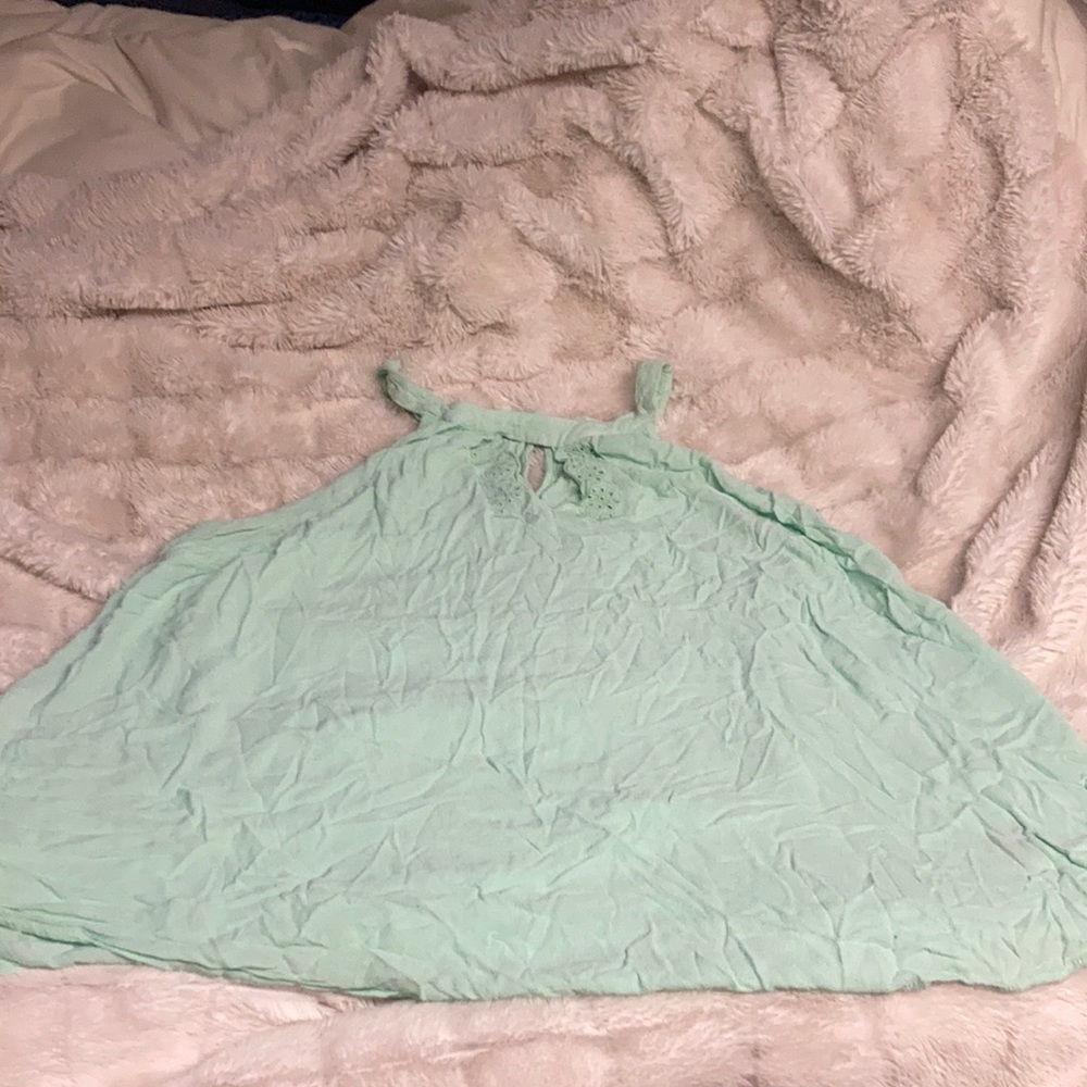 Torrid size 4 sea foam colored top